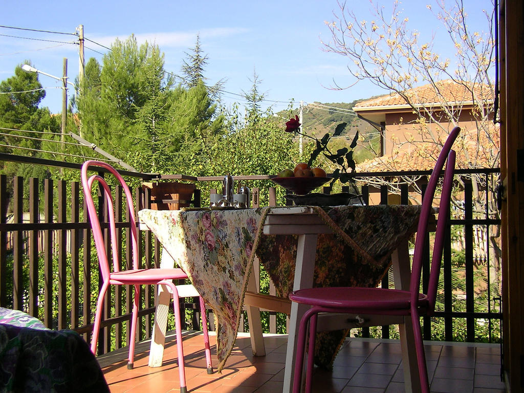 Villa Caterina B&B 佩达拉 客房 照片